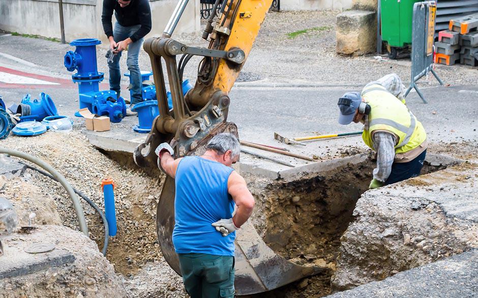 déboucher des toilettes avec un cintre Fontenay-sous-Bois